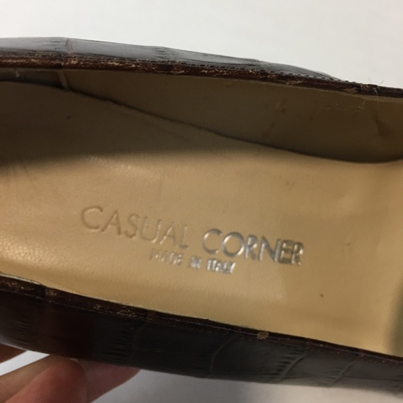 Casual Corner imported block 2” heels pump - Picture 3 of 9